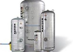 Vertical tanks for compressed air